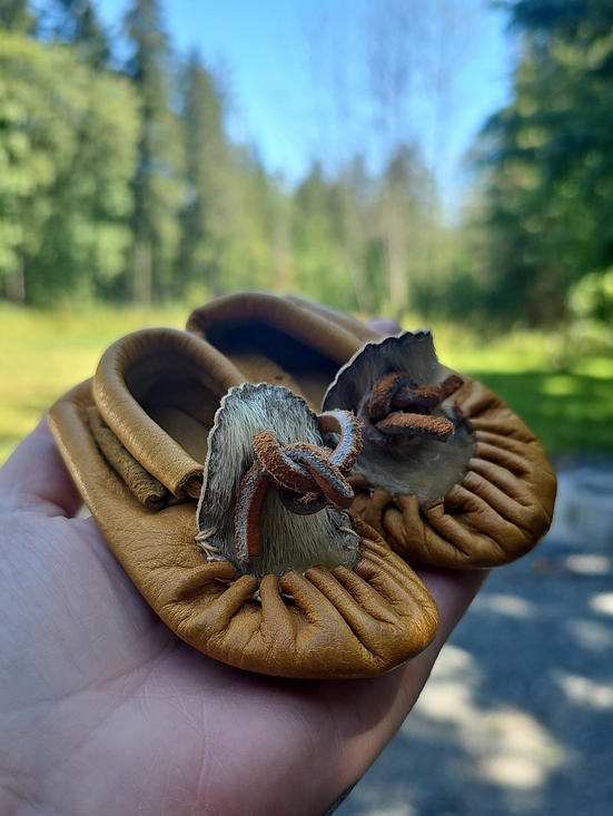 Other - Vintage Leather Baby Moccasins in Tan - Made In Canada